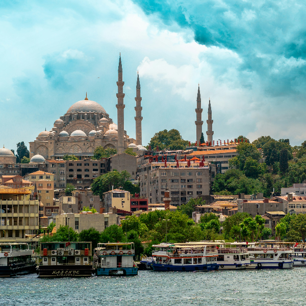 LuxeFit Activewear Instagram Promotion